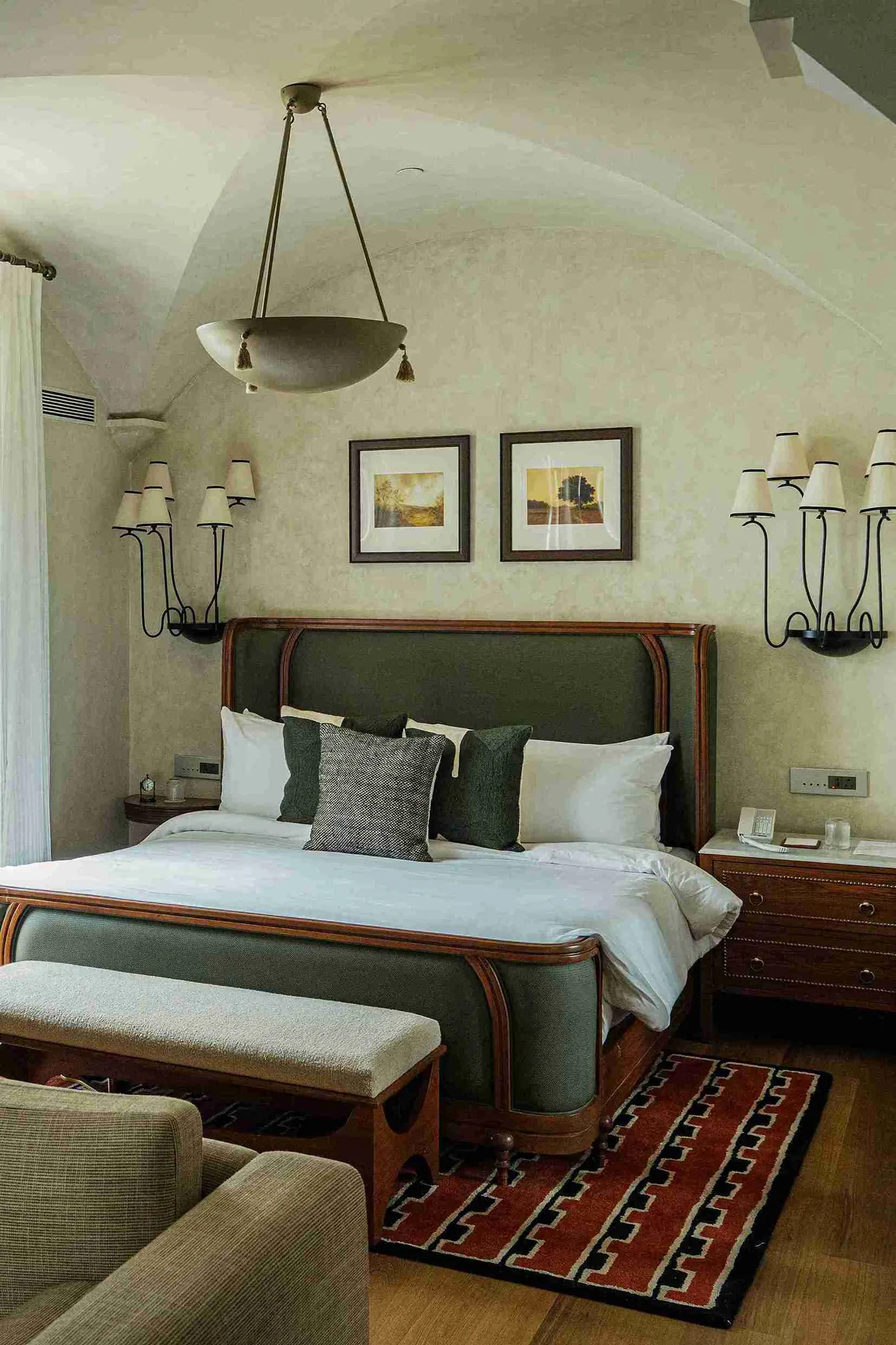 Vineyard Suites